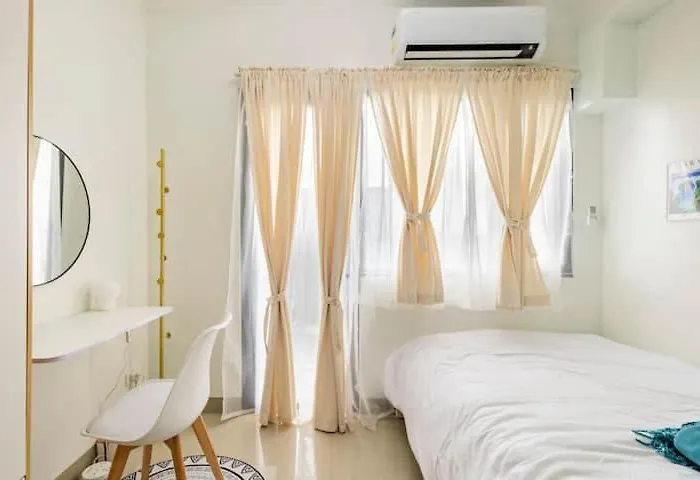 Apartment Shore 2 Residences 1br Deluxe In Moa Complex *