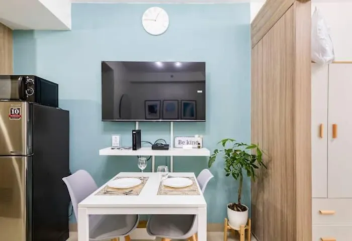 Shore 2 Residences 1br Deluxe In Moa Complex