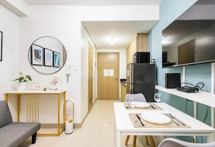Shore 2 Residences 1br Deluxe In Moa Complex Apartment